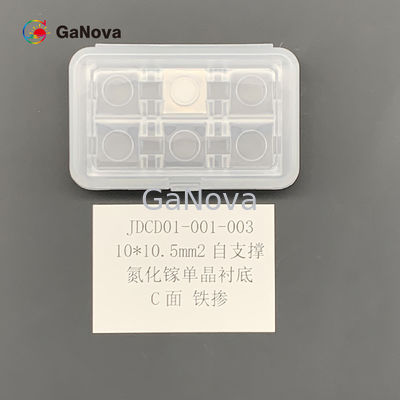 10*10.5mm2 C-Face Fe-Doped SI型自由立体GaNシングルクリスタル基板 マクロデフェクト密度 0cm−2 TTV ≤ 10μm 抵抗 106 Ω·Cm RFデバイス