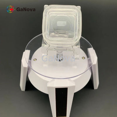 マクロデフェクト密度 0cm−2 無ドーピング式 SI型 無線通信機器のための自由立体GANシングルクリスタル基板 5*10mm2 M面