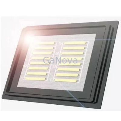しきい値電流 0.5A レーザー ダイオード チップ電力変換効率 58%